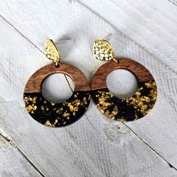 Wooden Resin Earrings - Picture 1 of 3